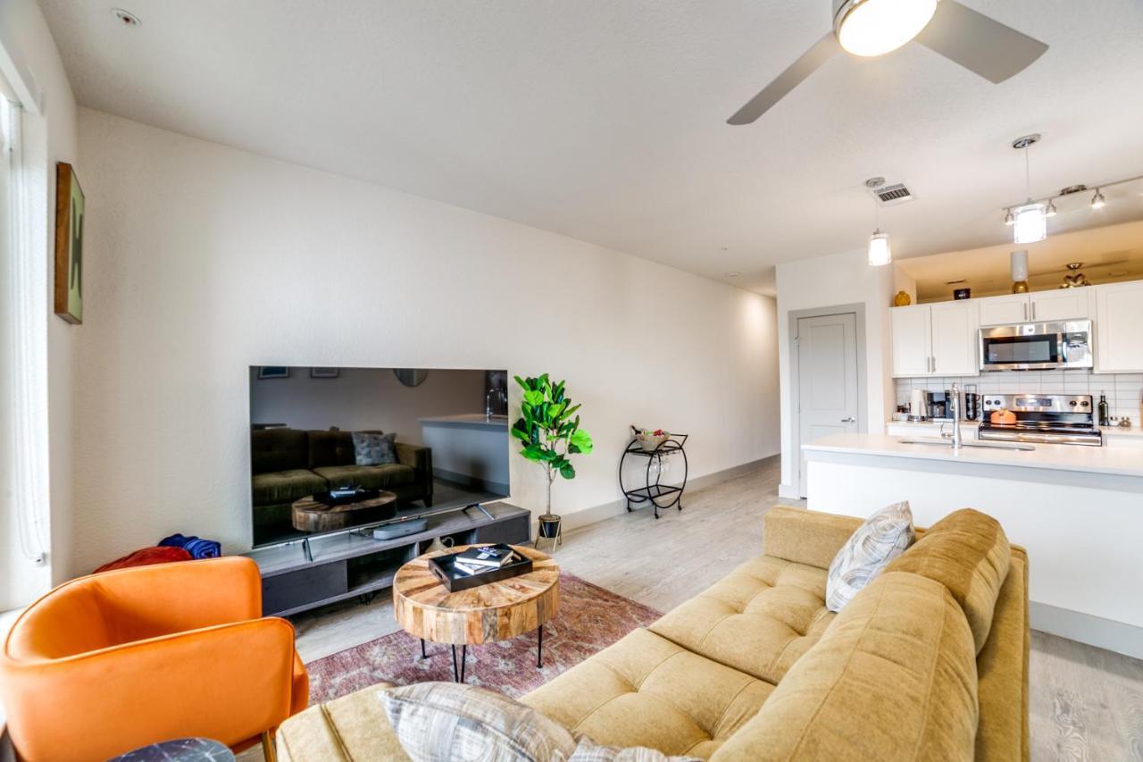 Downtown Apartment With Riverwalk Views Free Parking Pet Friendly Centrally Located On The Riverwalk 샌안토니오 외부 사진