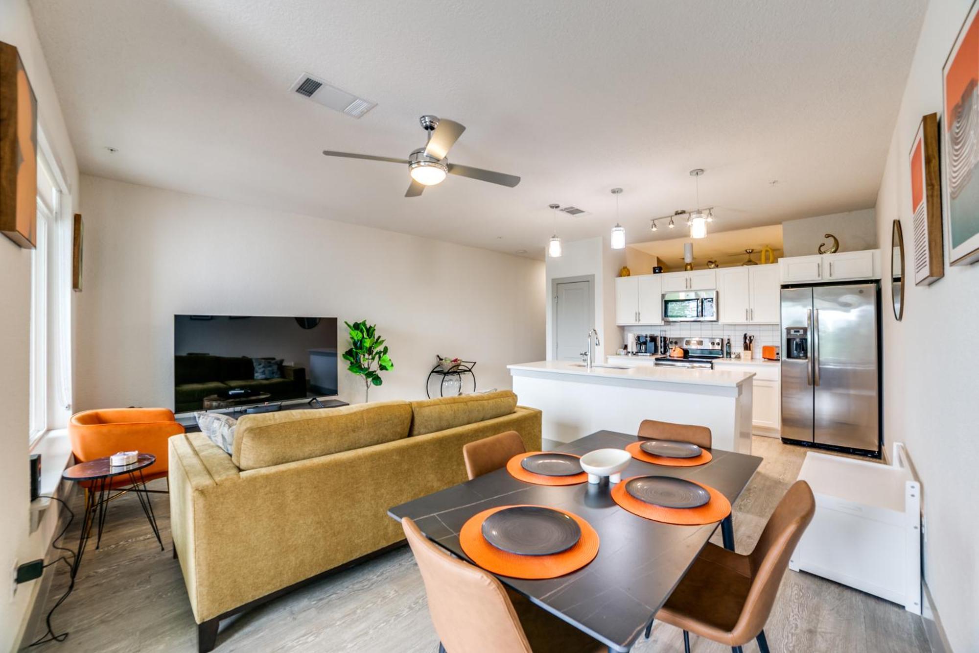 Downtown Apartment With Riverwalk Views Free Parking Pet Friendly Centrally Located On The Riverwalk 샌안토니오 외부 사진